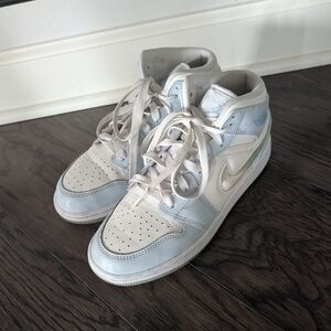 Nike Air Jordan 1 High Sneakers